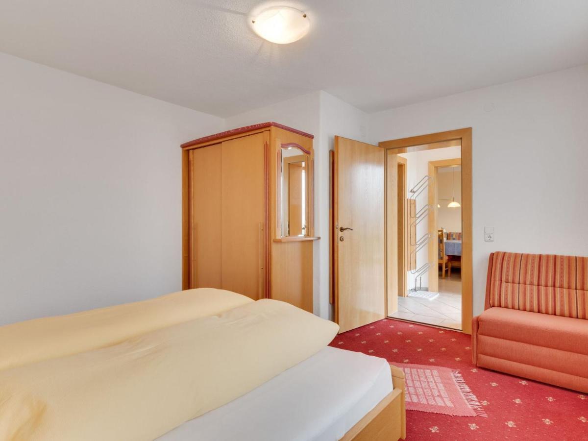 Quaint Apartment In Hainzenberg Near Horbergbahn Экстерьер фото