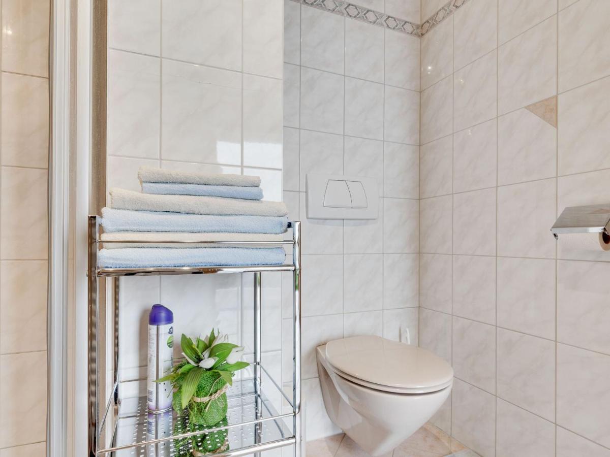 Quaint Apartment In Hainzenberg Near Horbergbahn Экстерьер фото