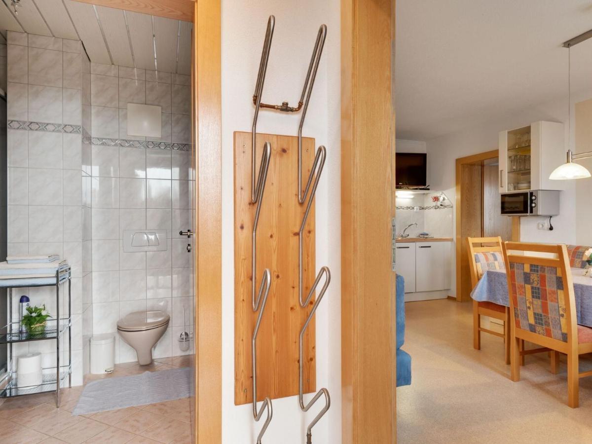 Quaint Apartment In Hainzenberg Near Horbergbahn Экстерьер фото